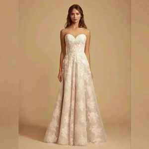 NWT Ti Adora Philippa Gown Size 14